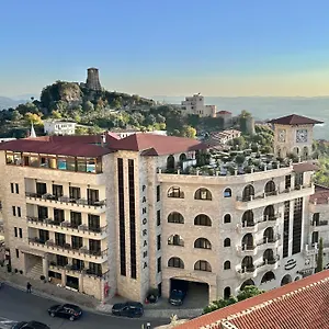Panorama View On The Castle And The Old Town 4* Krujë